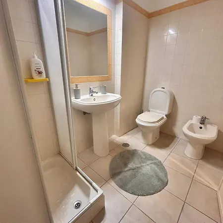 Marluz Apartment *