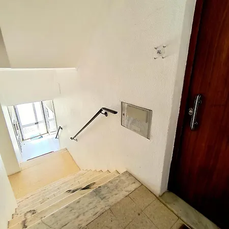 Marluz Apartment *
